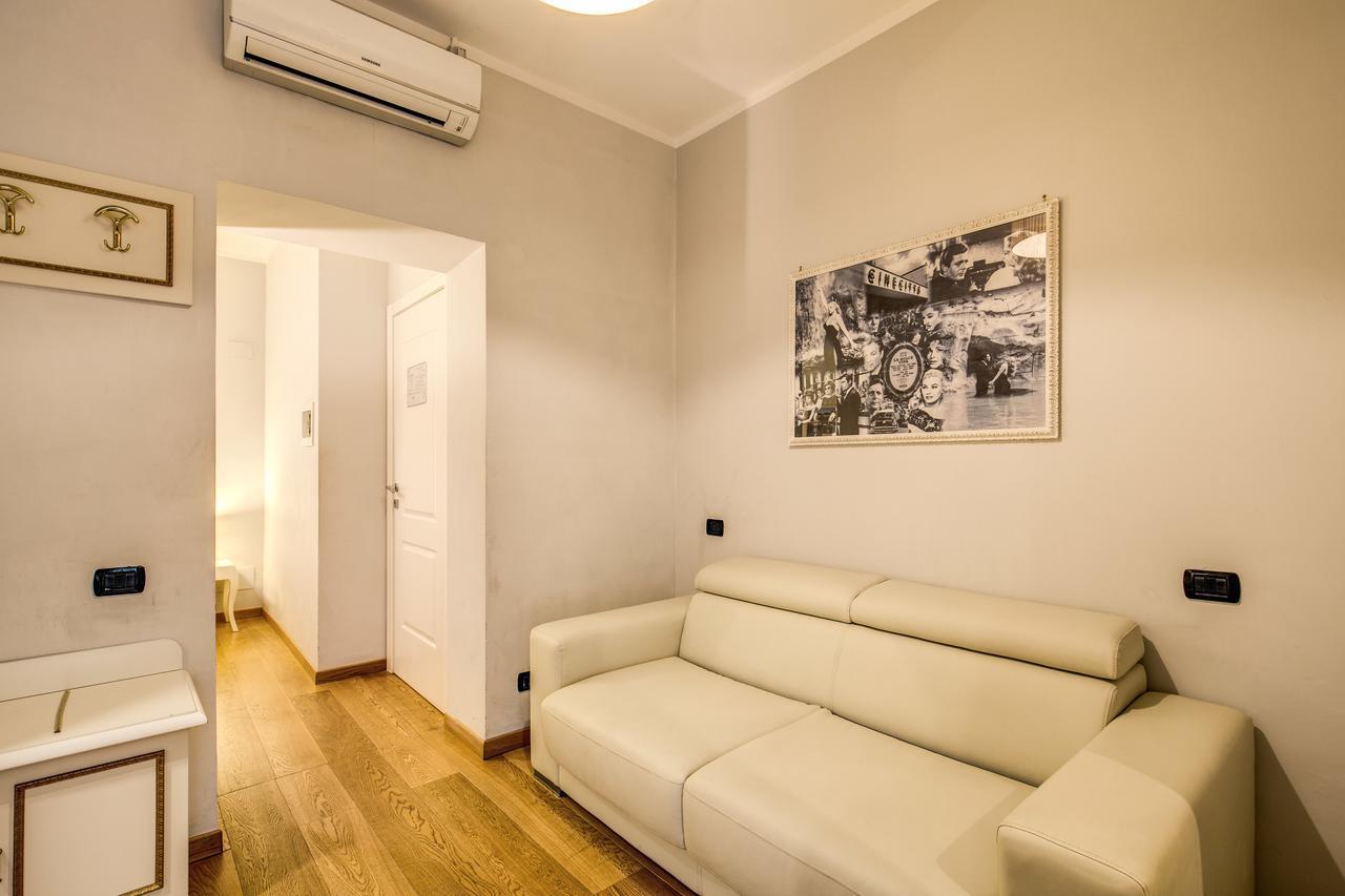กราวีนา สวีท ฟรัตตินา บีบี Bed & Breakfast โรม ภายนอก รูปภาพ