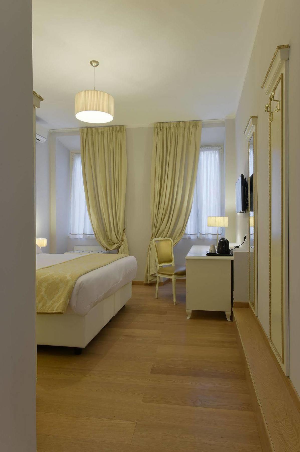 กราวีนา สวีท ฟรัตตินา บีบี Bed & Breakfast โรม ภายนอก รูปภาพ