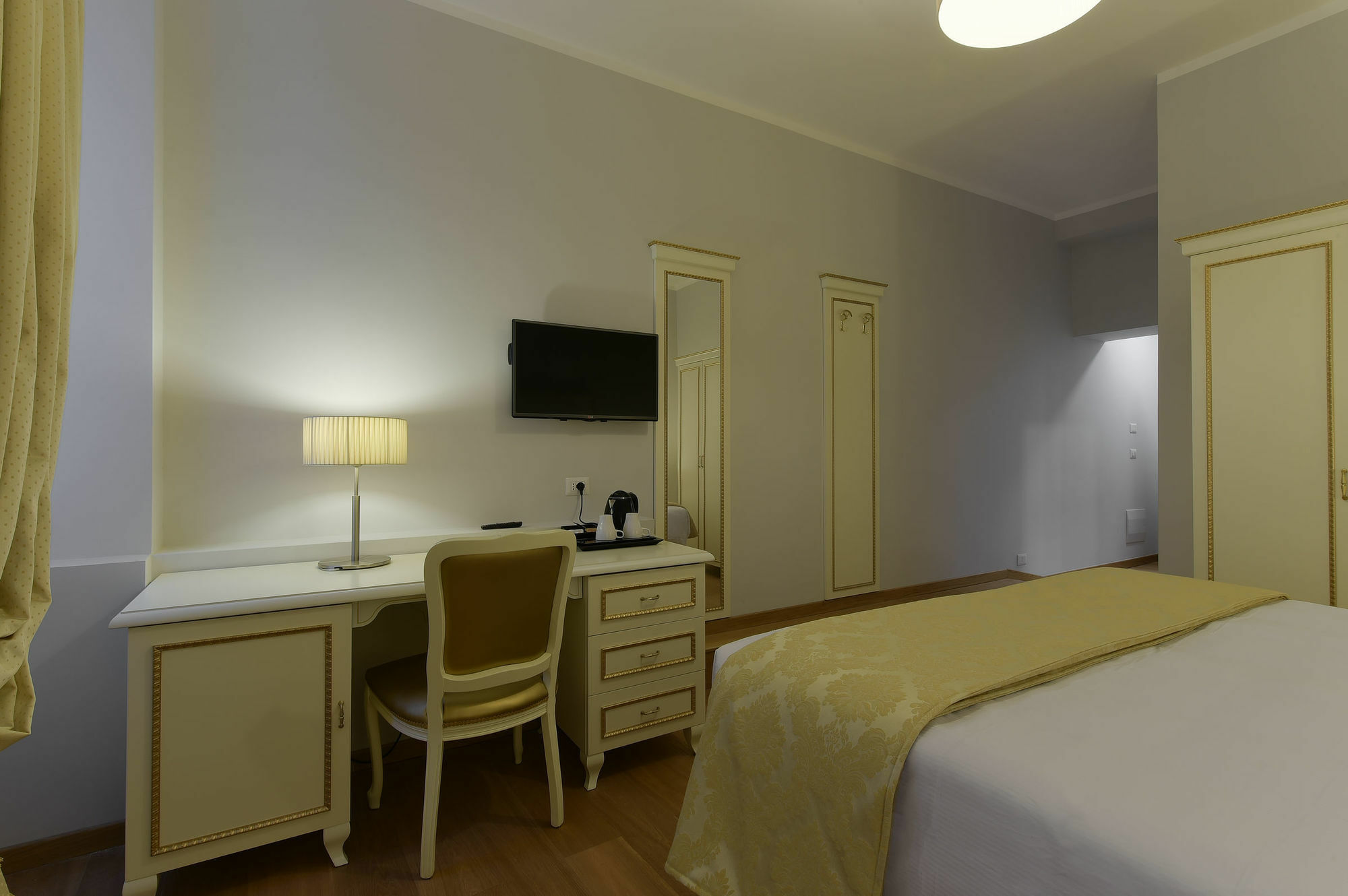 กราวีนา สวีท ฟรัตตินา บีบี Bed & Breakfast โรม ภายนอก รูปภาพ