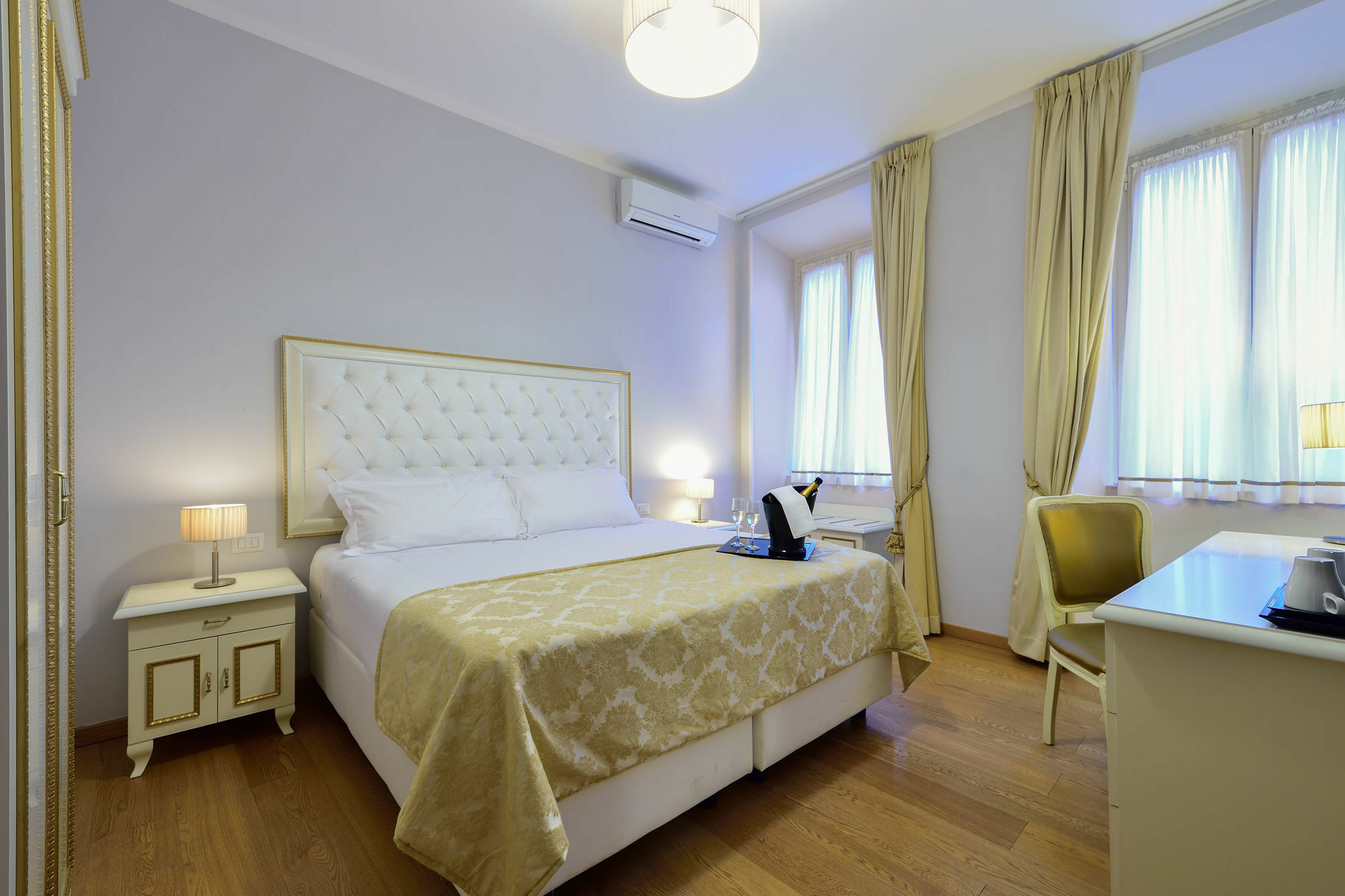 กราวีนา สวีท ฟรัตตินา บีบี Bed & Breakfast โรม ภายนอก รูปภาพ